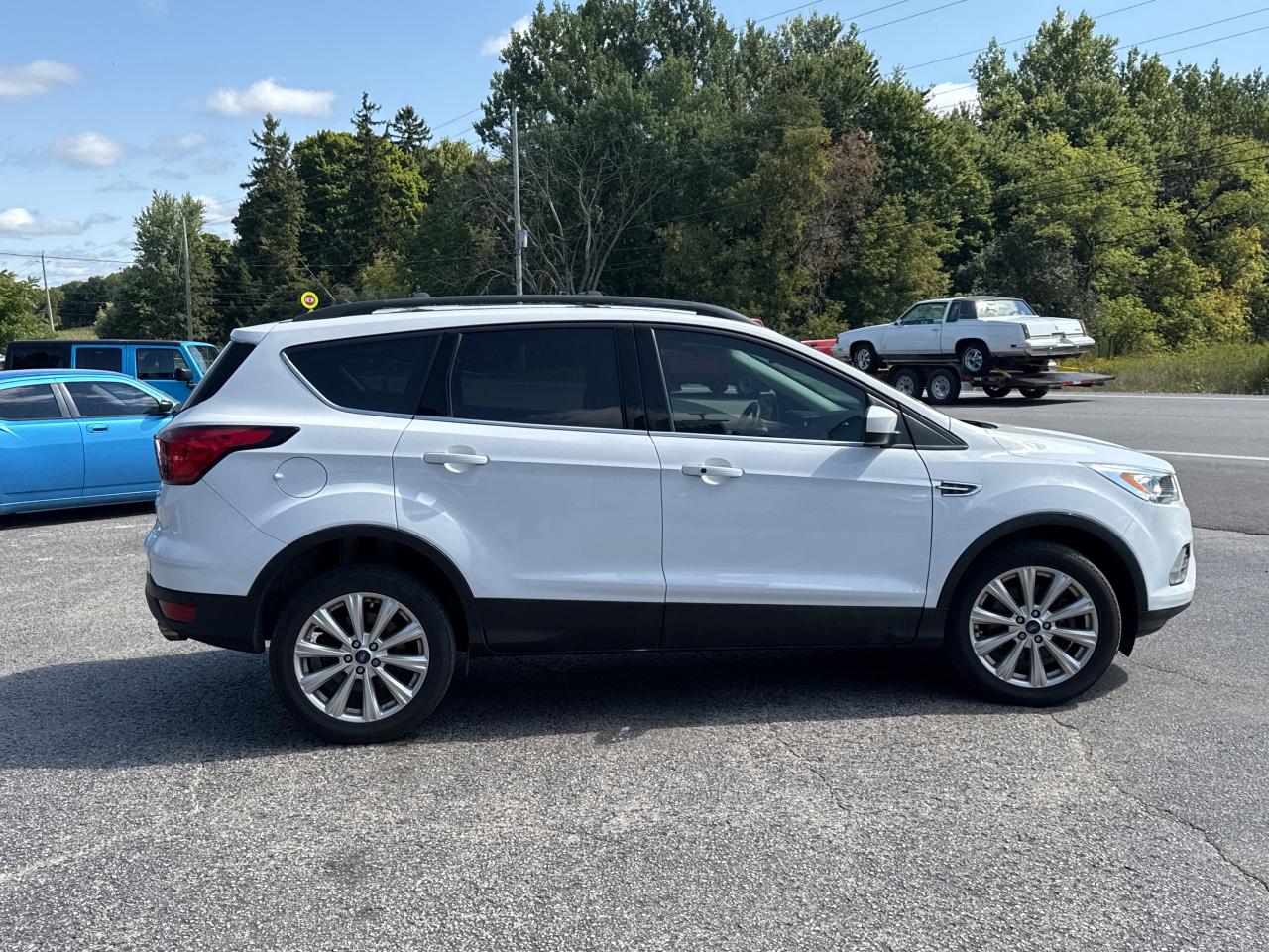 2019 Ford Escape SEL, Bluetooth, Nav, Back Up Cam Photo