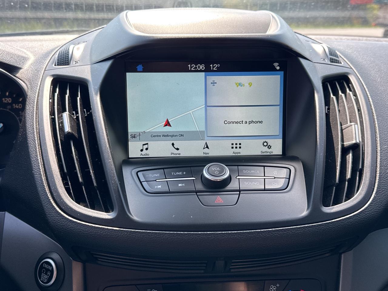2019 Ford Escape SEL, Bluetooth, Nav, Back Up Cam Photo