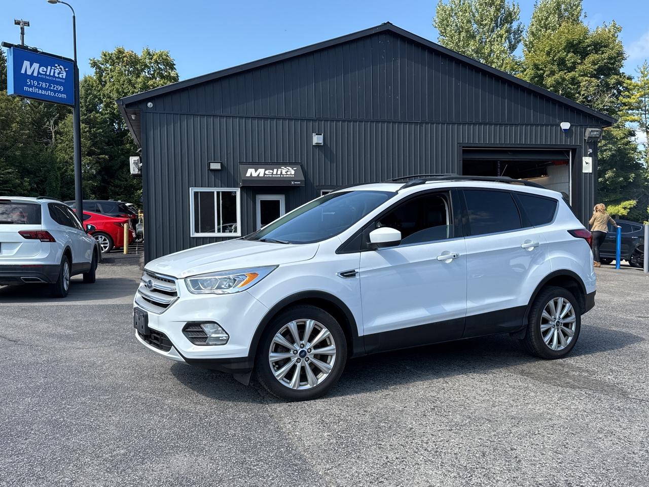 2019 Ford Escape SEL, Bluetooth, Nav, Back Up Cam Photo0