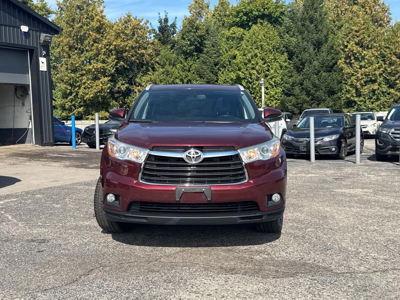 2016 Toyota Highlander XLE, Bluetooth, Nav, Back Up Cam Photo