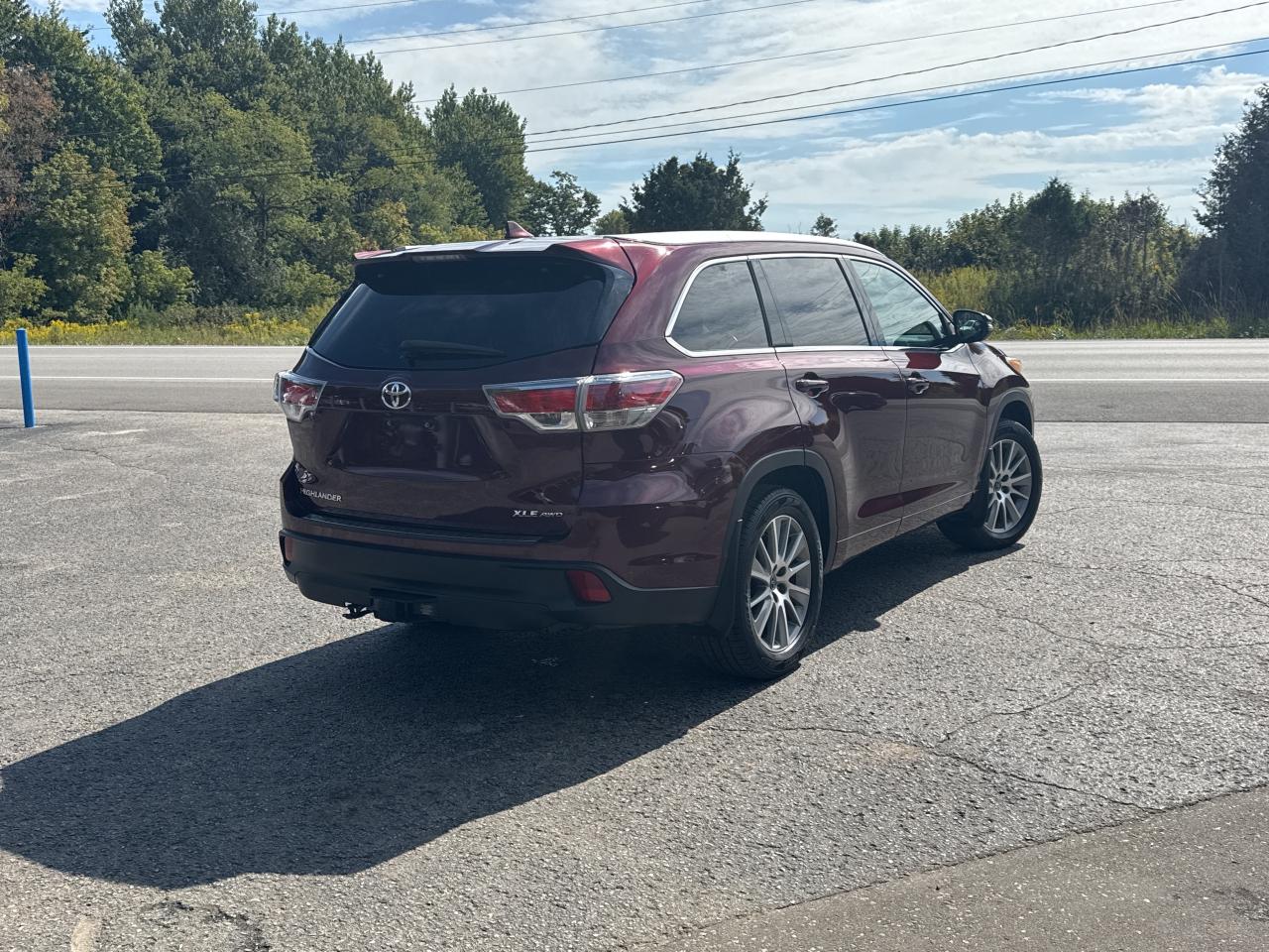 2016 Toyota Highlander XLE, Bluetooth, Nav, Back Up Cam Photo