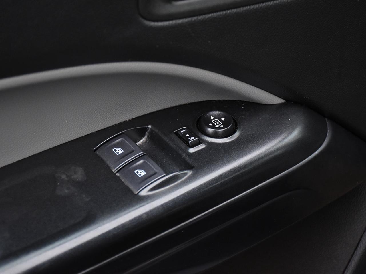 2022 Chevrolet Colorado 4WD WORK TRUCK   4X4   FUEL EFFICIENT   SAFETIED Photo