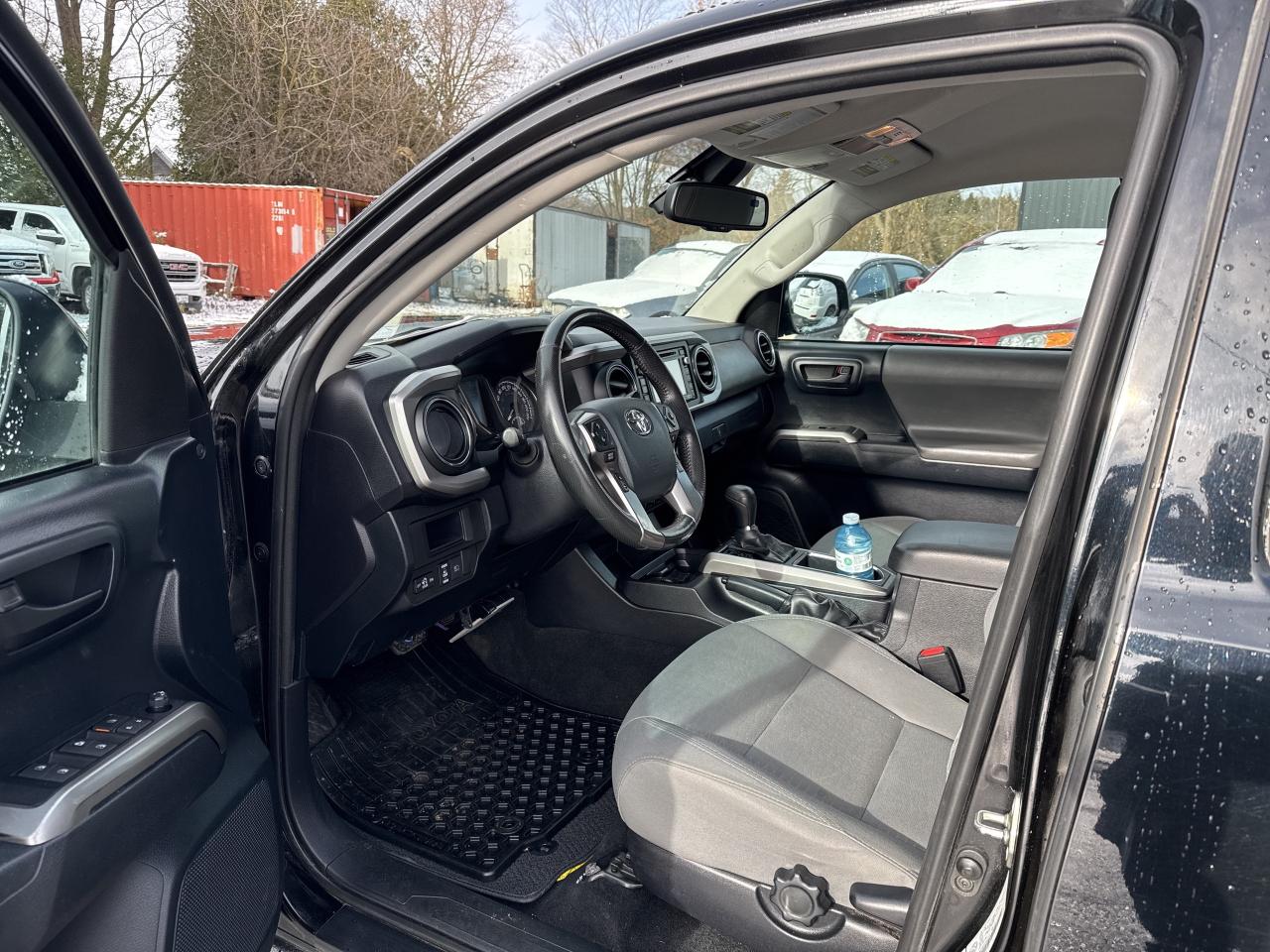 2019 Toyota Tacoma SR5, Back Up Cam, Bluetooth Photo