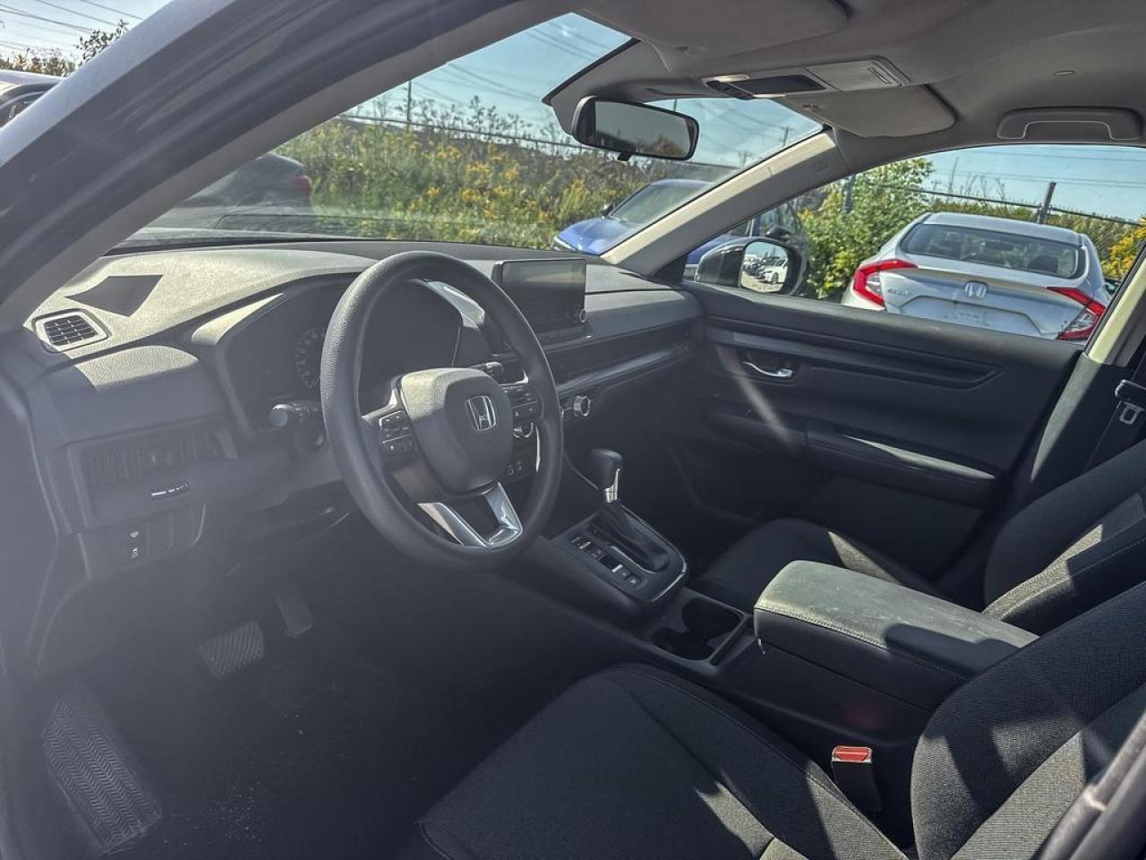 2025 Honda CR-V LX Photo