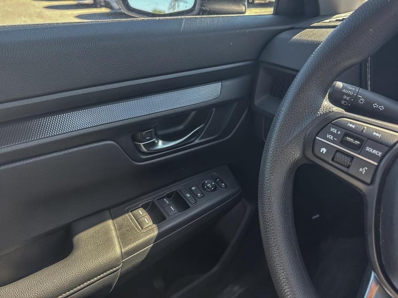 2025 Honda CR-V LX Photo