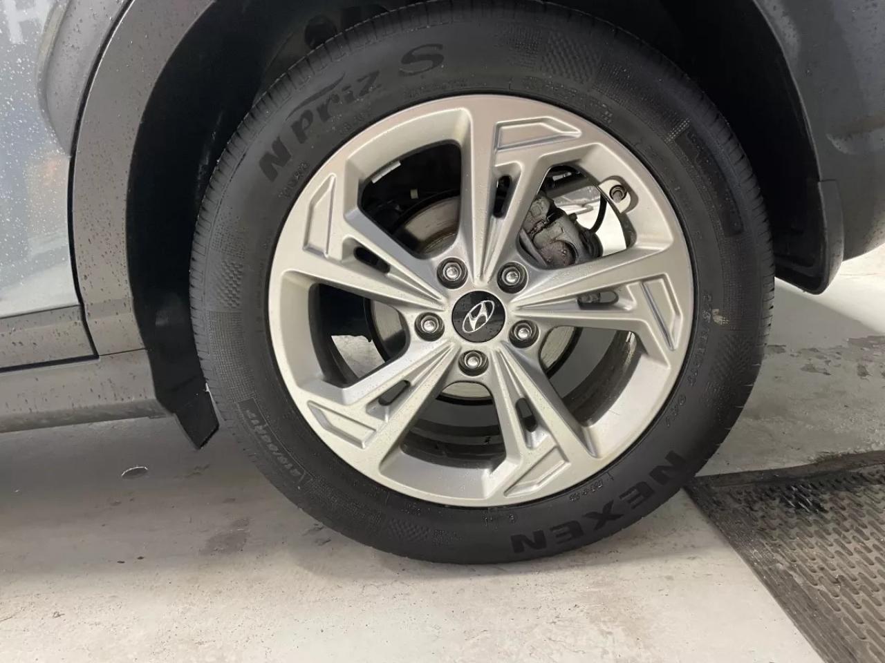 2022 Hyundai KONA Preferred Photo