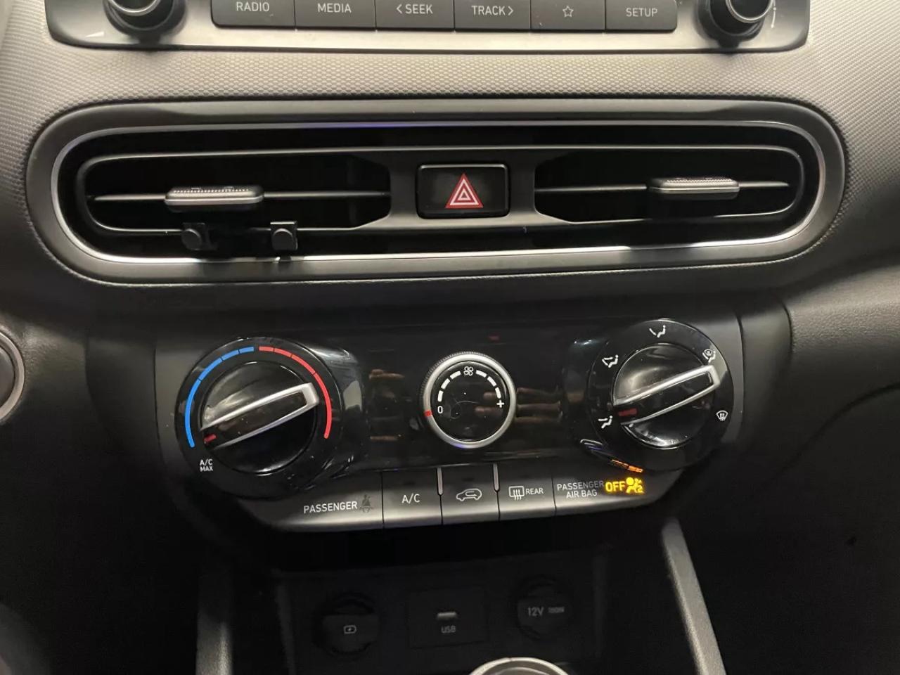 2022 Hyundai KONA Preferred Photo