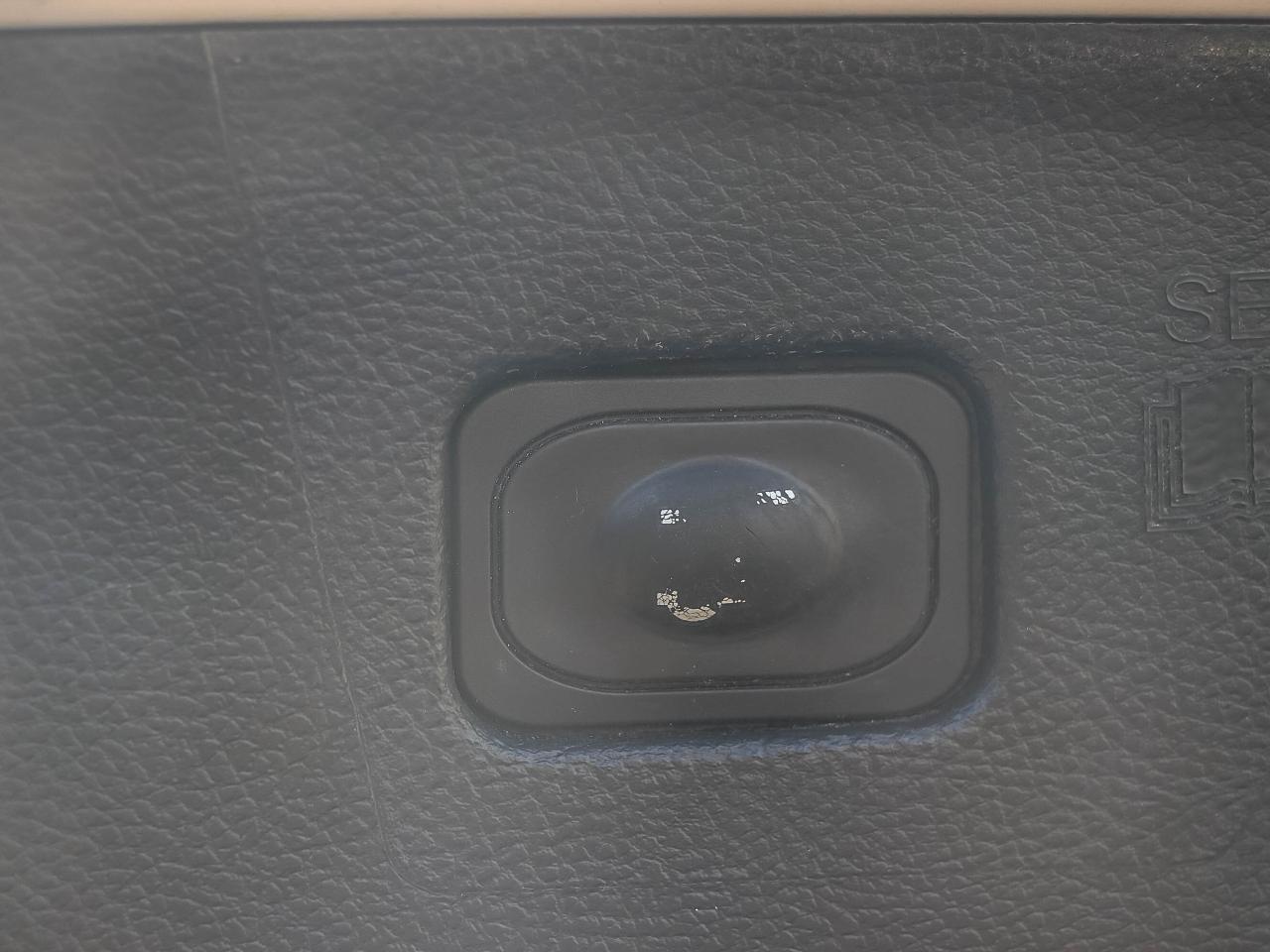 2022 Ford Edge Titanium AWD Photo