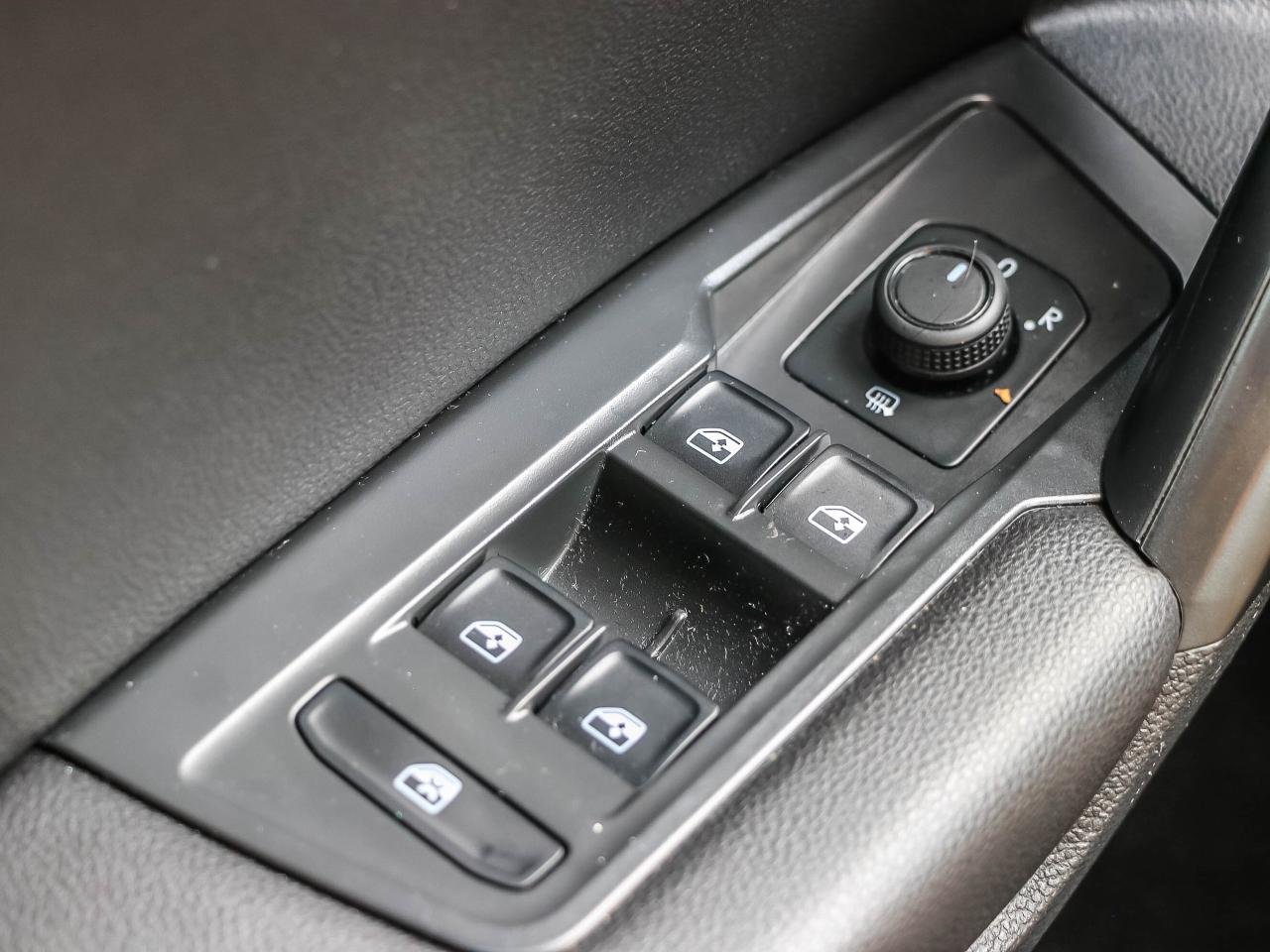 2021 Volkswagen Tiguan COMFORTLINE 4Motion Photo