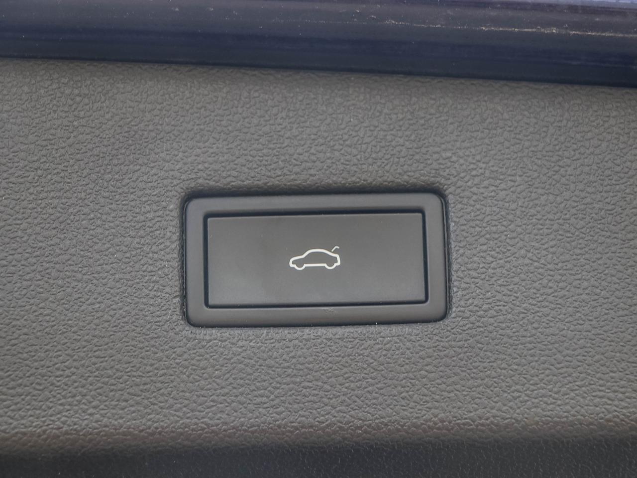 2021 Volkswagen Tiguan COMFORTLINE 4Motion Photo