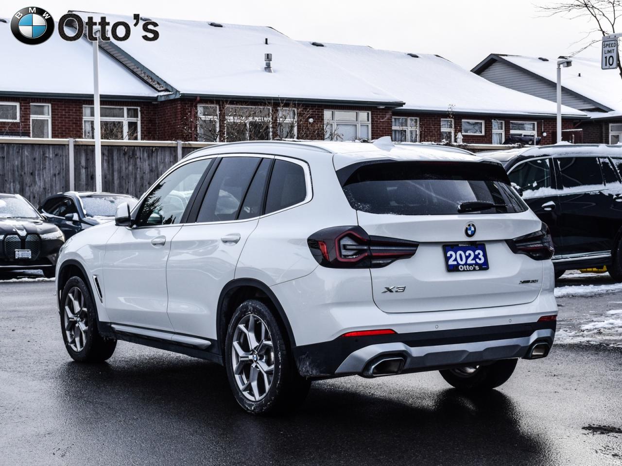 2023 BMW X3 xDrive30i Photo3