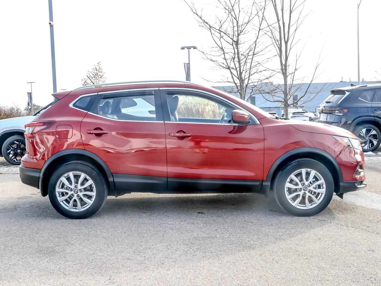 2021 Nissan Qashqai FWD SV CVT Photo3