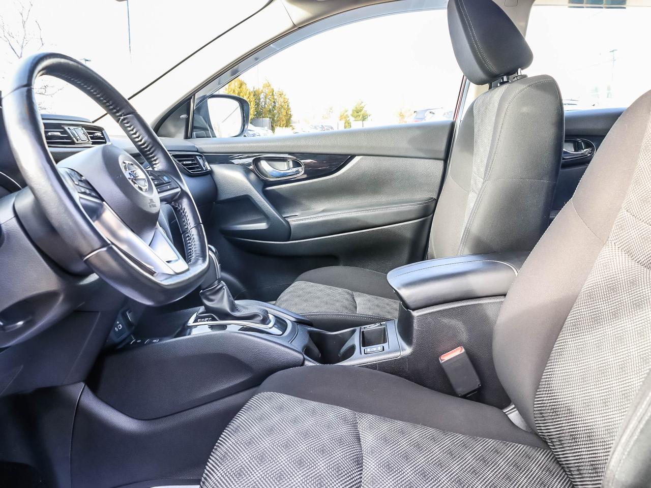 2021 Nissan Qashqai FWD SV CVT Photo