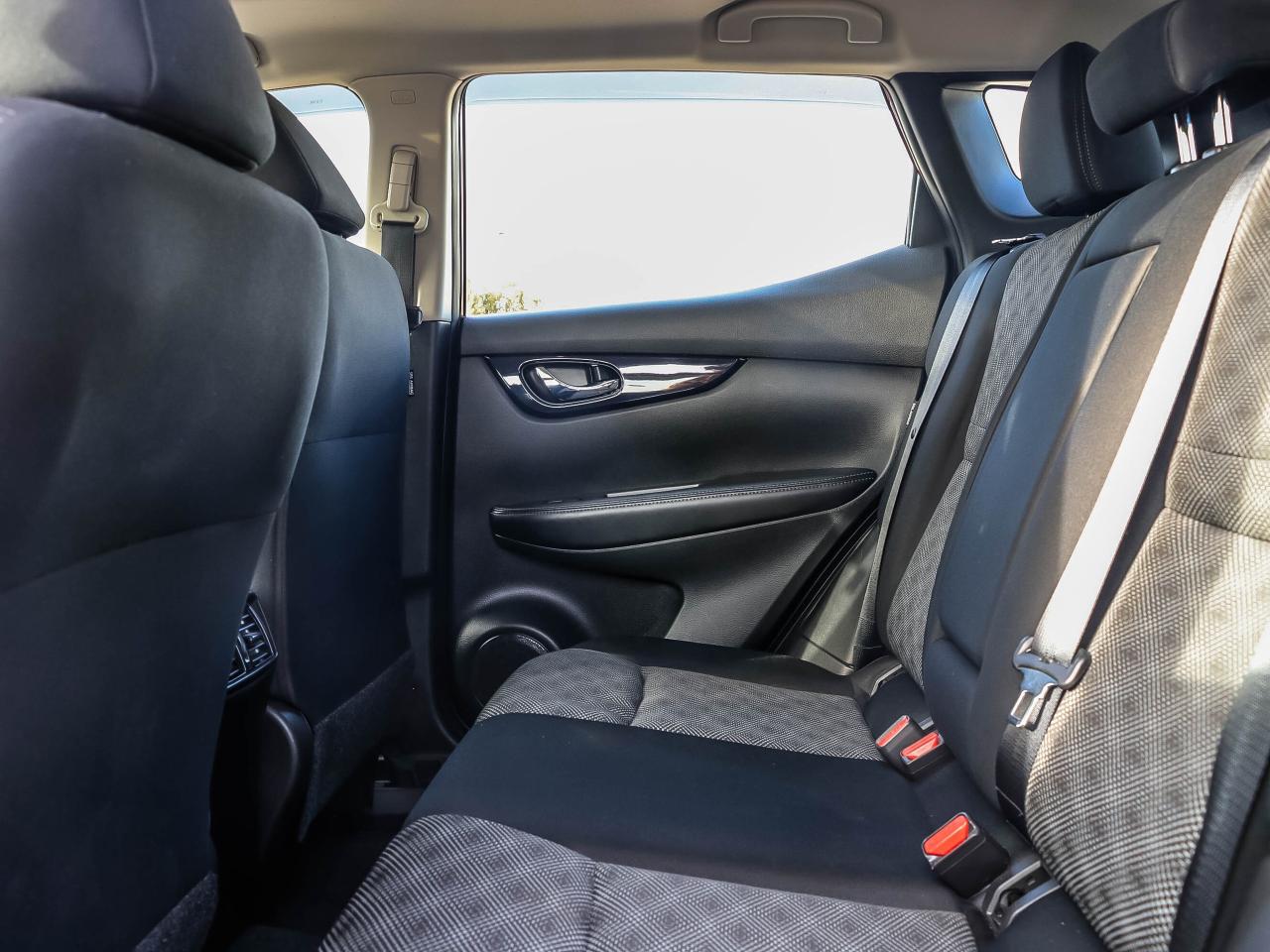 2021 Nissan Qashqai FWD SV CVT Photo