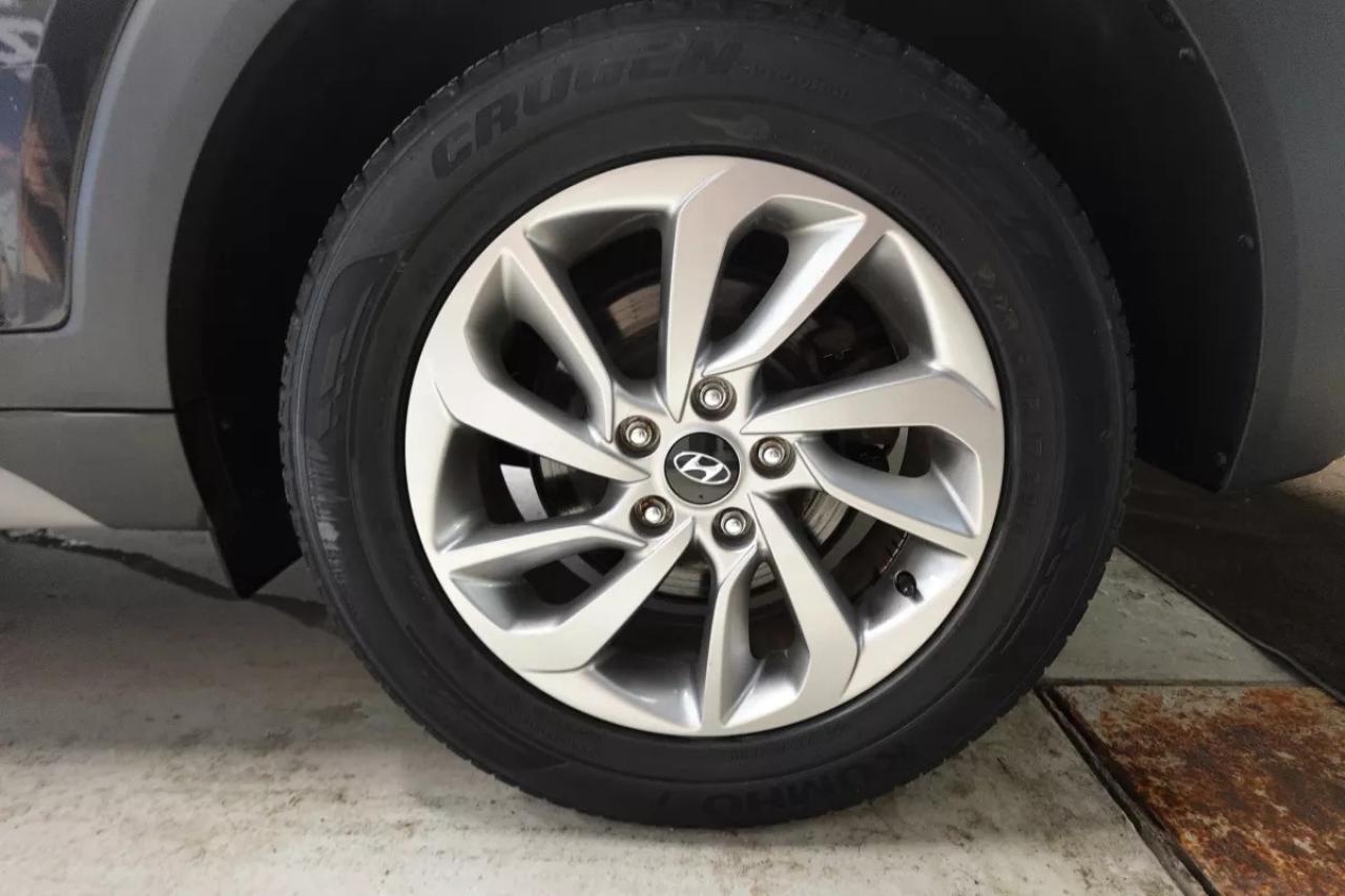 2018 Hyundai Tucson Premium   Heated Seats   Heated Wheel   Eco Mode Photo