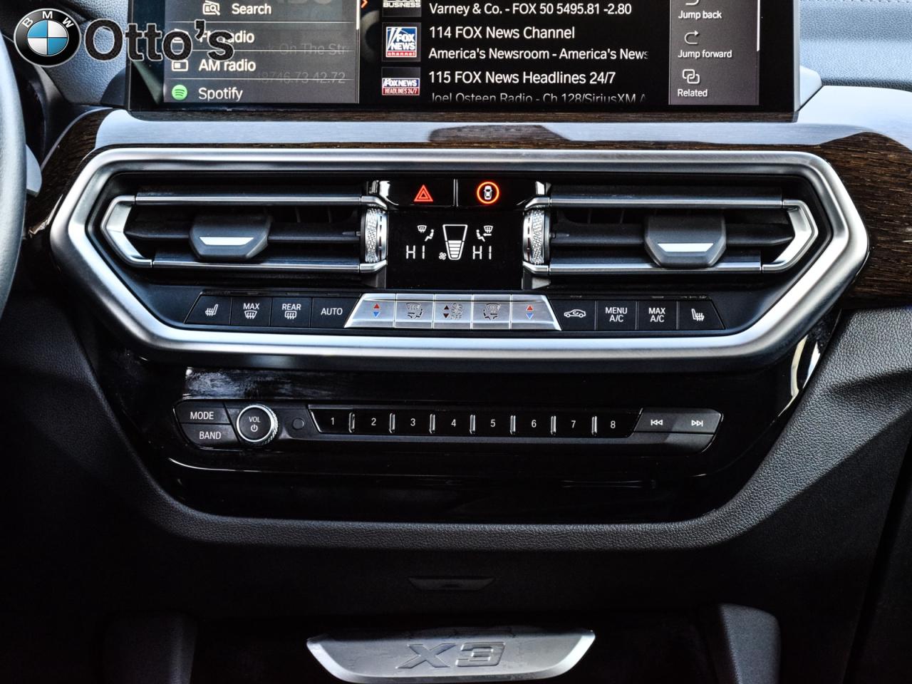 2022 BMW X3 xDrive30i Photo