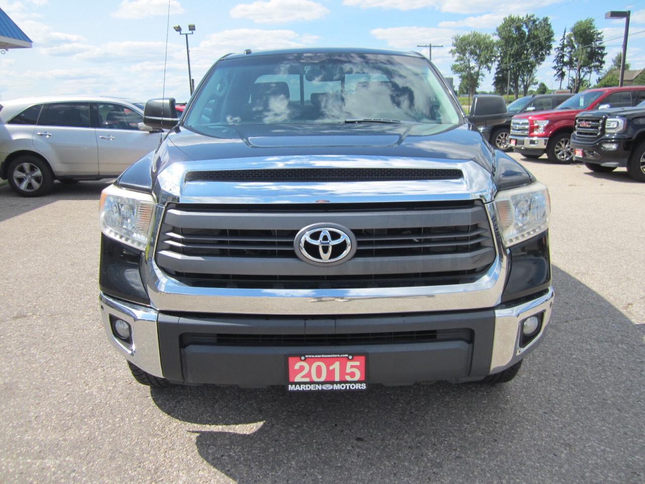 2015 Toyota Tundra SR5 4X4 TRD OFF ROAD ONE OWNER NO ACCIDENTS Photo
