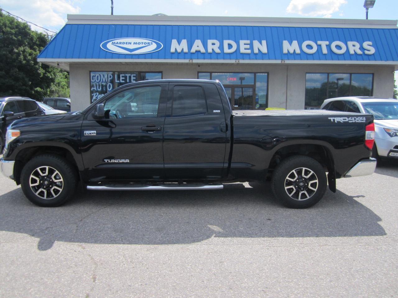 2015 Toyota Tundra SR5 4X4 TRD OFF ROAD ONE OWNER NO ACCIDENTS Photo2