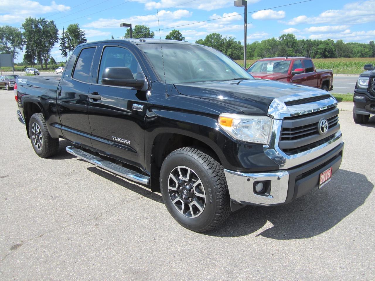 2015 Toyota Tundra SR5 4X4 TRD OFF ROAD ONE OWNER NO ACCIDENTS Photo