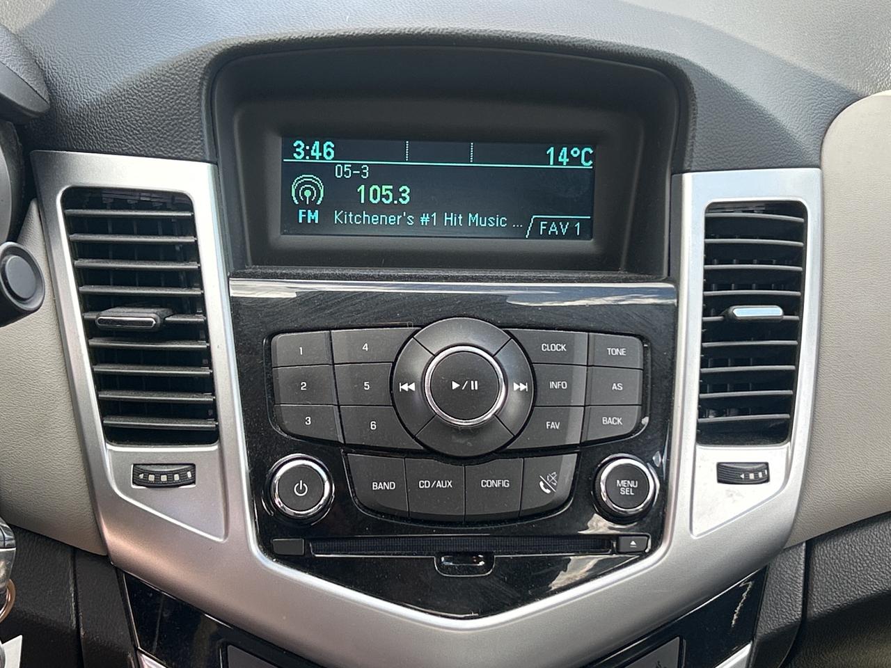 2015 Chevrolet Cruze 2LS, Bluetooth Photo