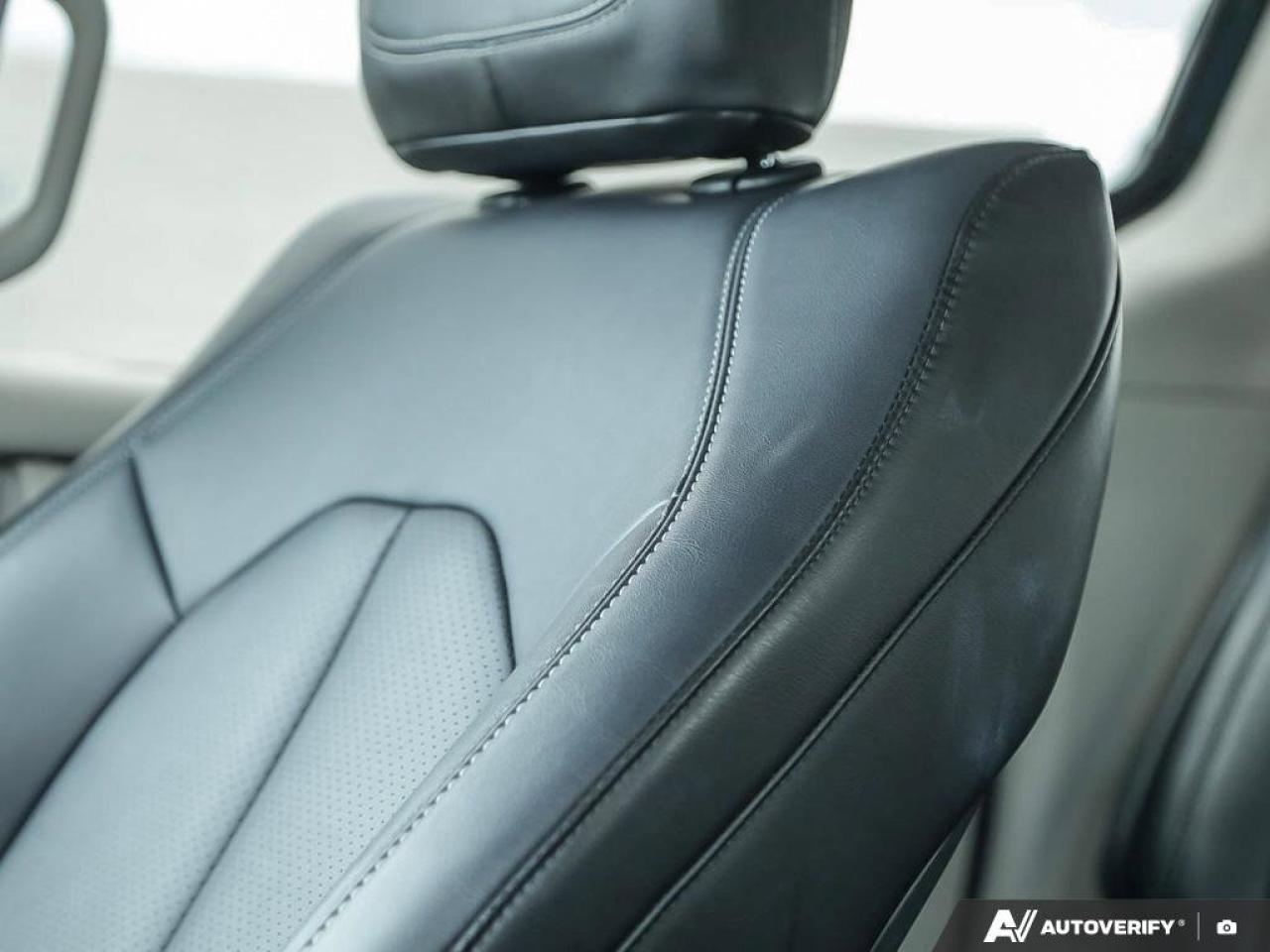 2024 Chrysler Pacifica Touring-L   Adaptive Cruise Control   Apple CarPla Photo