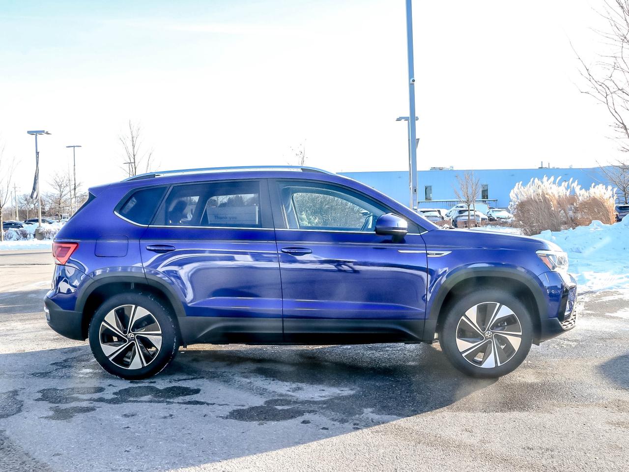 2023 Volkswagen Taos Comfortline 4Motion Photo