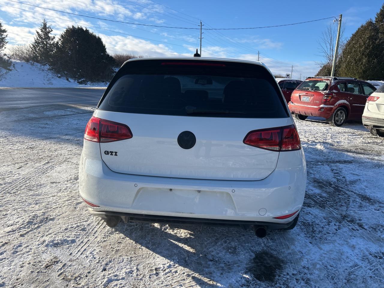 2016 Volkswagen Golf GTI Autobahn, Nav, LDS, Bluetooth, Back Up Cam Photo