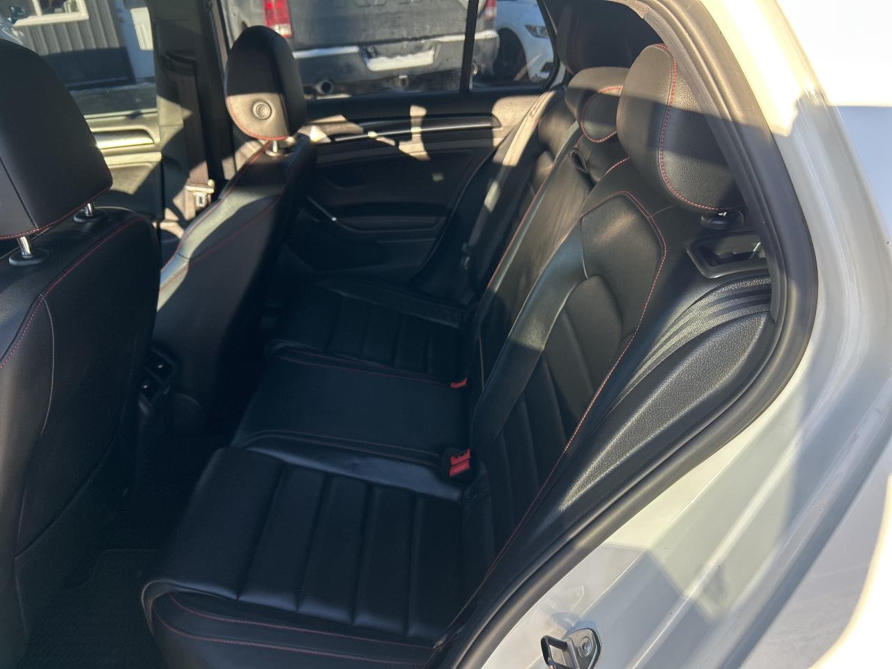 2016 Volkswagen Golf GTI Autobahn, Nav, LDS, Bluetooth, Back Up Cam Photo