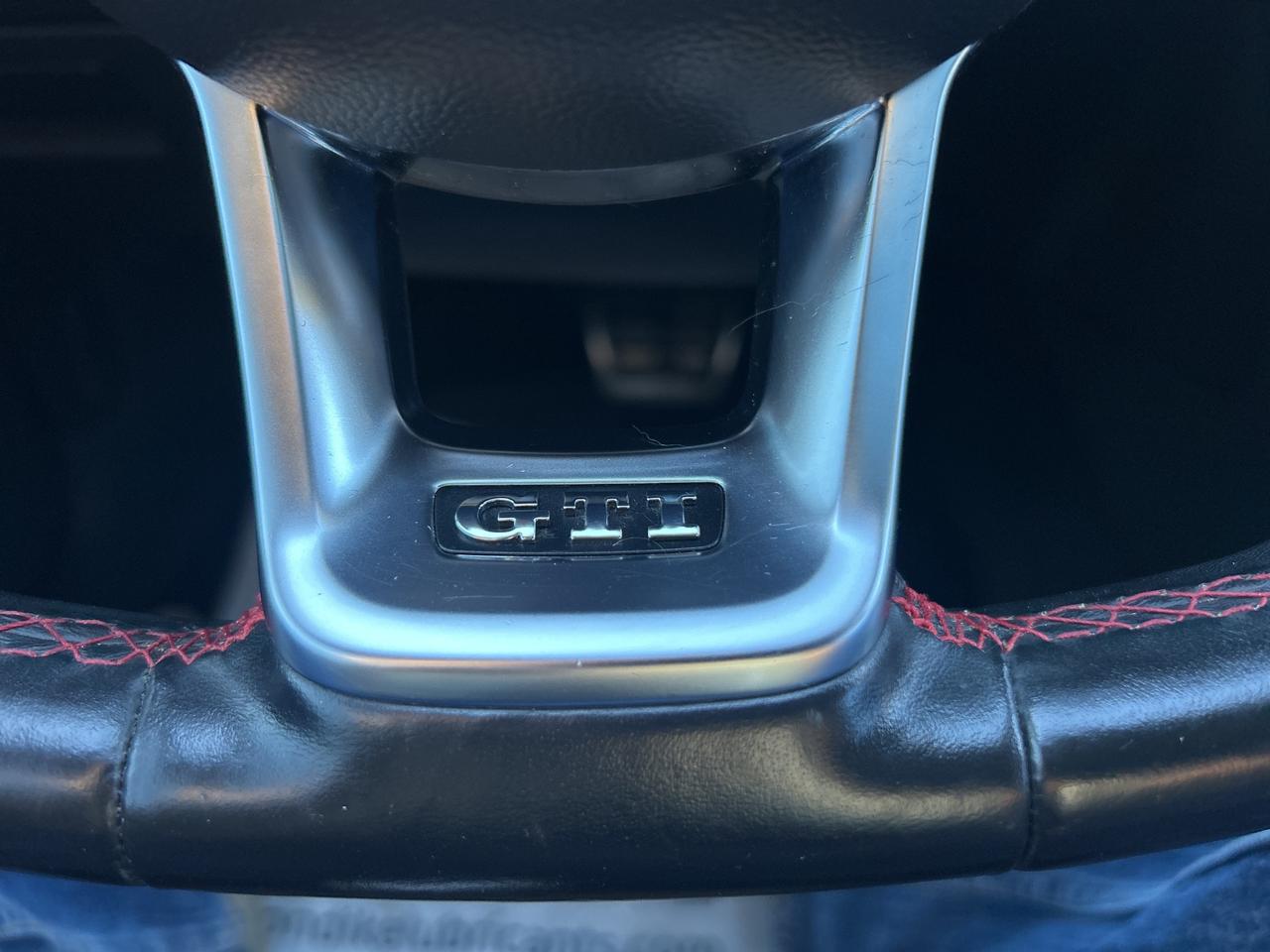 2016 Volkswagen Golf GTI Autobahn, Nav, LDS, Bluetooth, Back Up Cam Photo