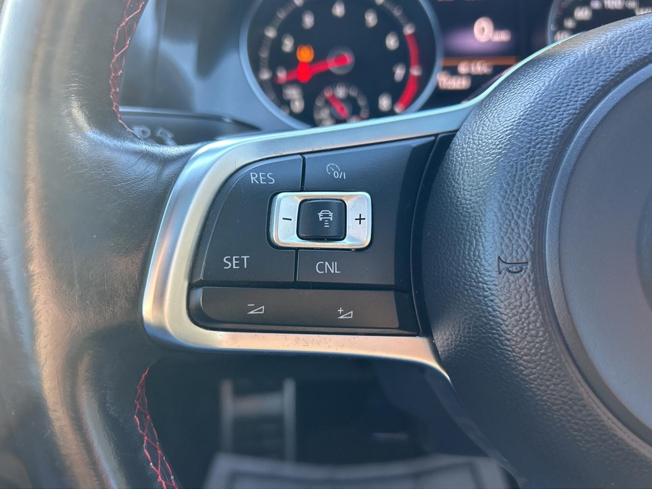 2016 Volkswagen Golf GTI Autobahn, Nav, LDS, Bluetooth, Back Up Cam Photo