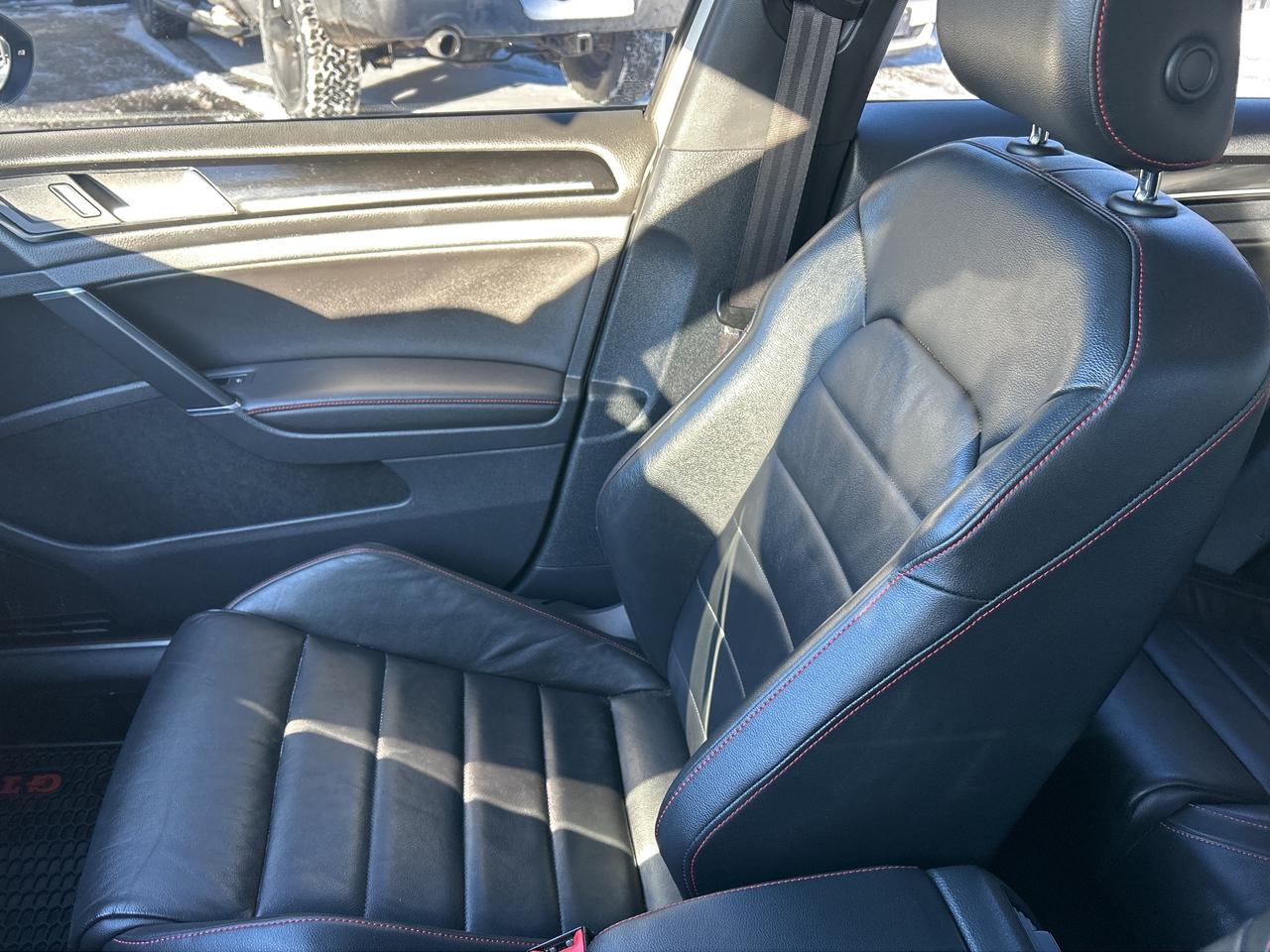 2016 Volkswagen Golf GTI Autobahn, Nav, LDS, Bluetooth, Back Up Cam Photo