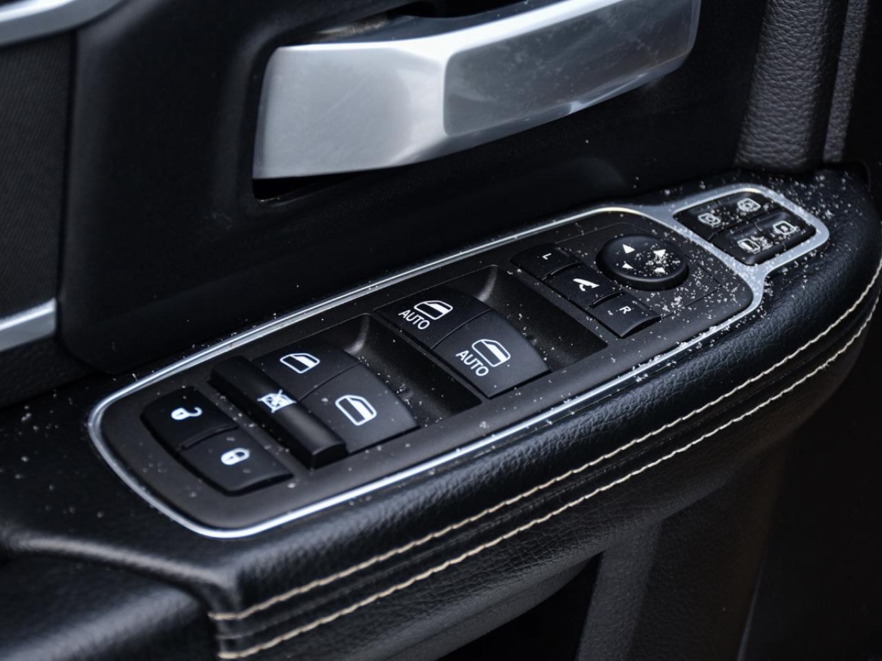 2024 RAM 2500 BIG HORN   NIGHT EDITION   5TH WHEEL PREP   LEVEL Photo