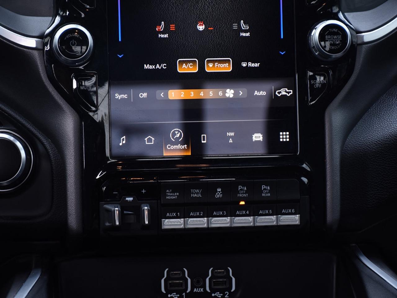 2024 RAM 2500 BIG HORN   NIGHT EDITION   5TH WHEEL PREP   LEVEL Photo