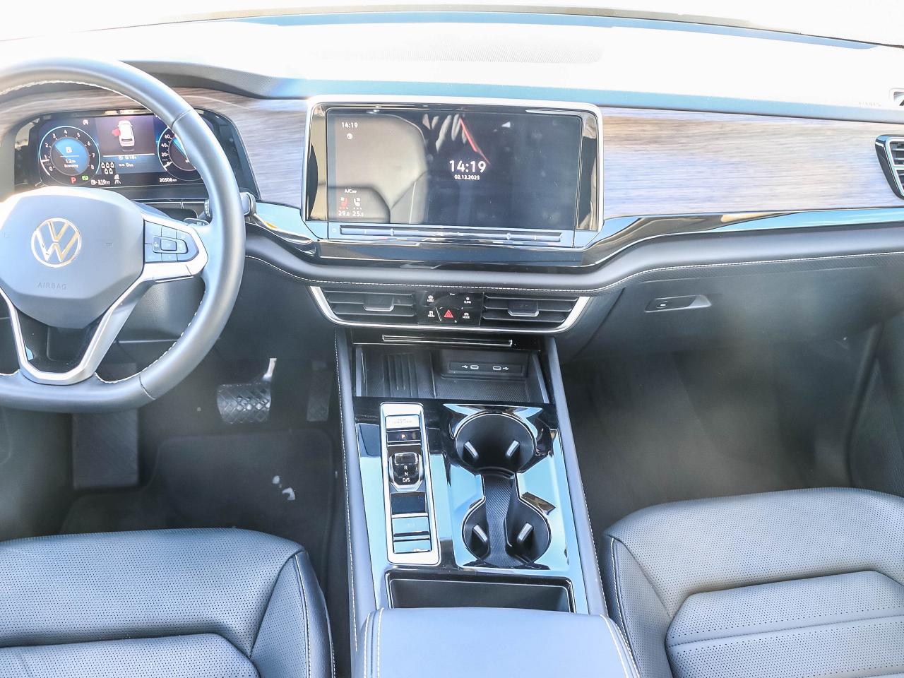 2025 Volkswagen Atlas Highline 2.0 TSI 4MOTION Photo