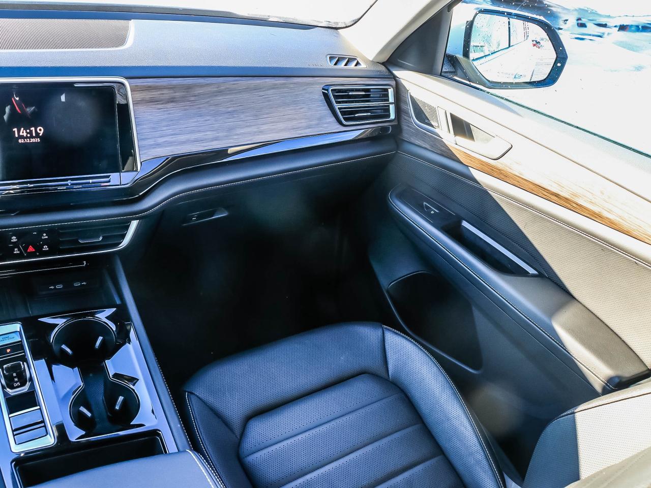 2025 Volkswagen Atlas Highline 2.0 TSI 4MOTION Photo