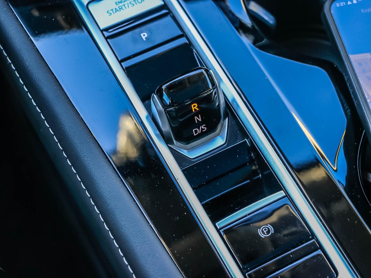 2025 Volkswagen Atlas Highline 2.0 TSI 4MOTION Photo