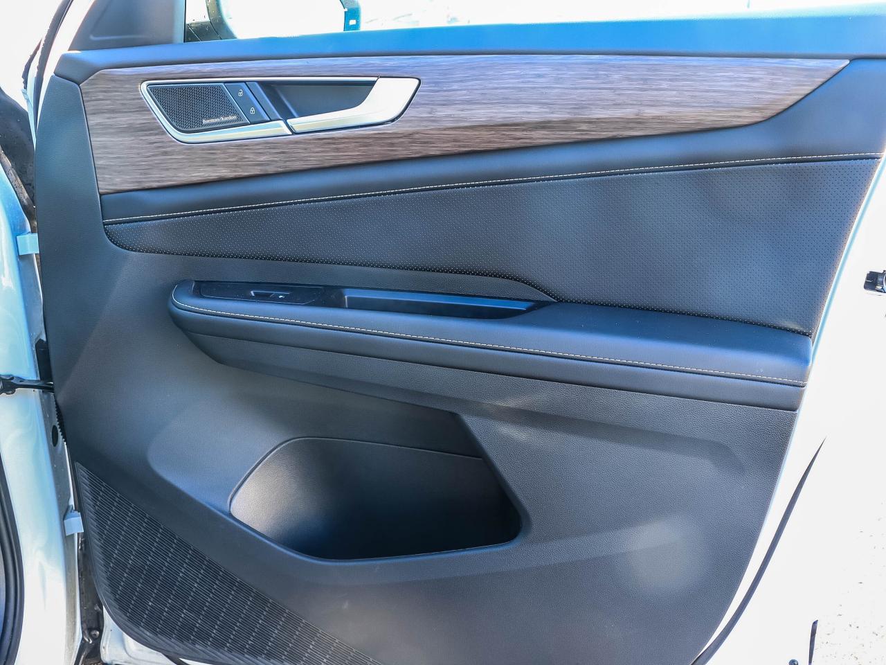 2025 Volkswagen Atlas Highline 2.0 TSI 4MOTION Photo