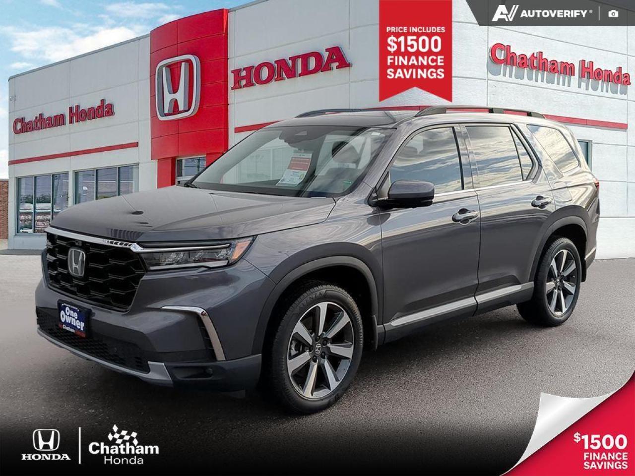 2023 Honda Pilot Touring Photo0
