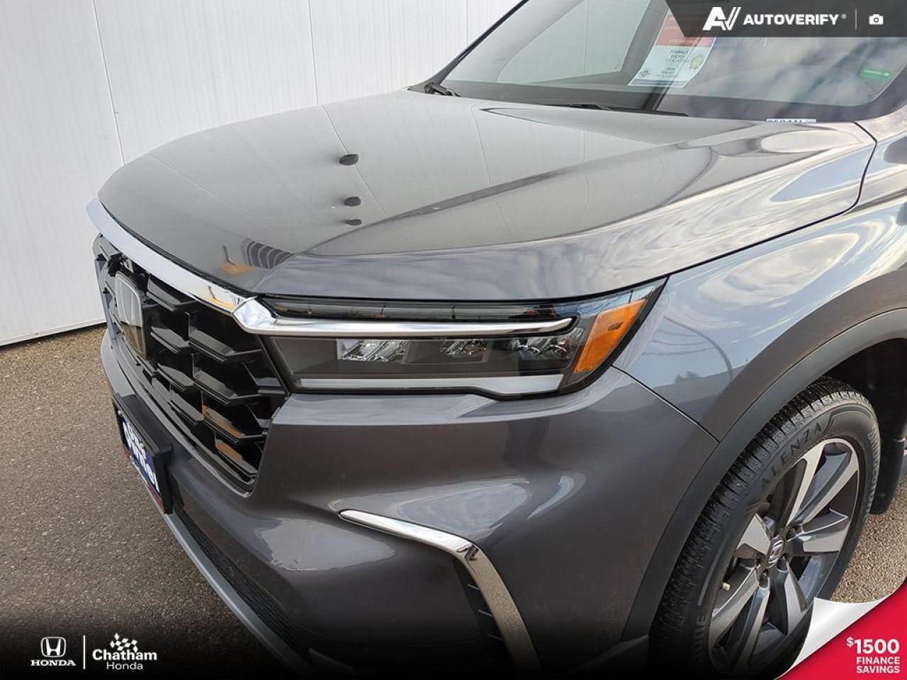 2023 Honda Pilot Touring Photo