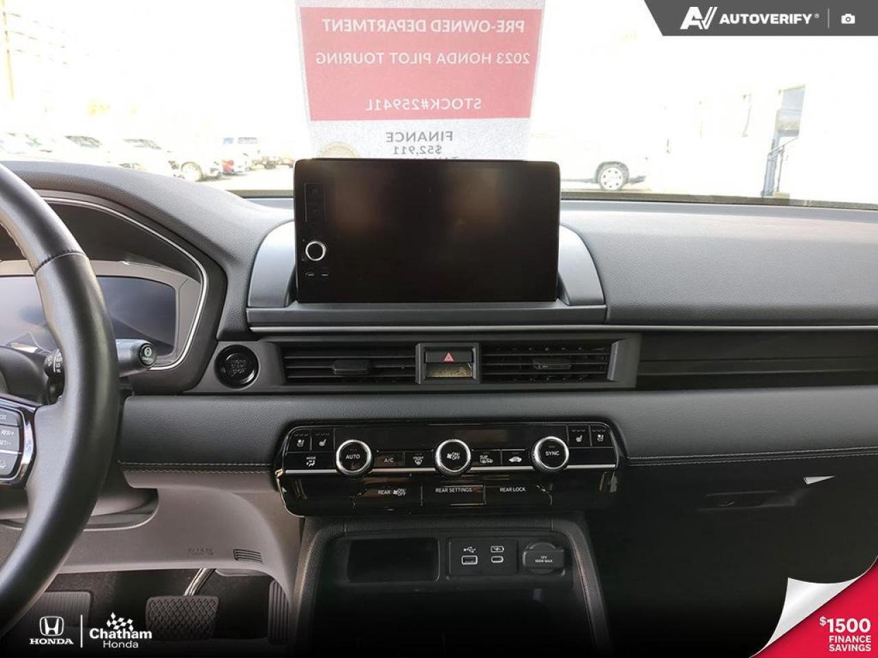 2023 Honda Pilot Touring Photo