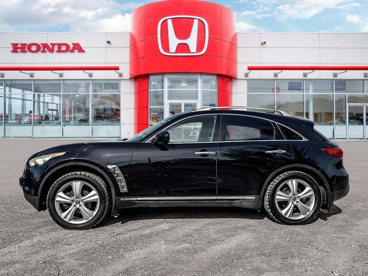 2011 Infiniti FX35 Base Photo2