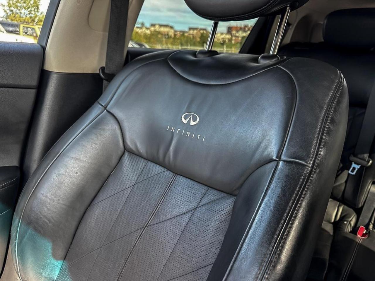 2011 Infiniti FX35 Base Photo