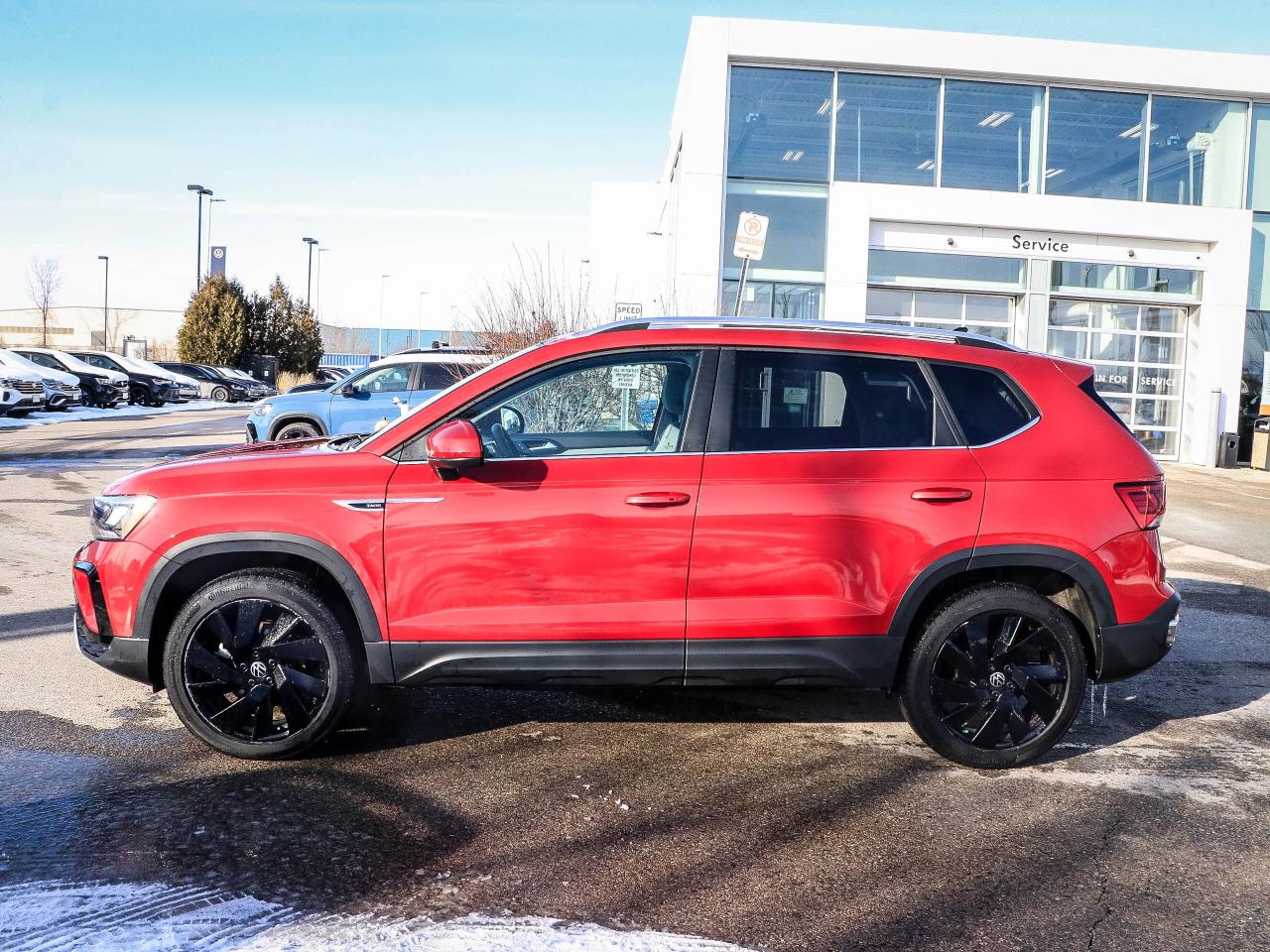 2024 Volkswagen Taos Comfortline 4Motion Photo