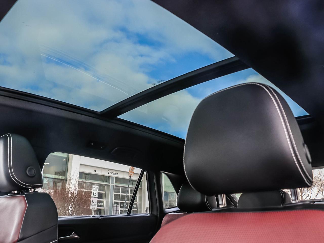 2023 Volkswagen Atlas Cross Sport Execline 3.6 FSI 4MOTION Photo