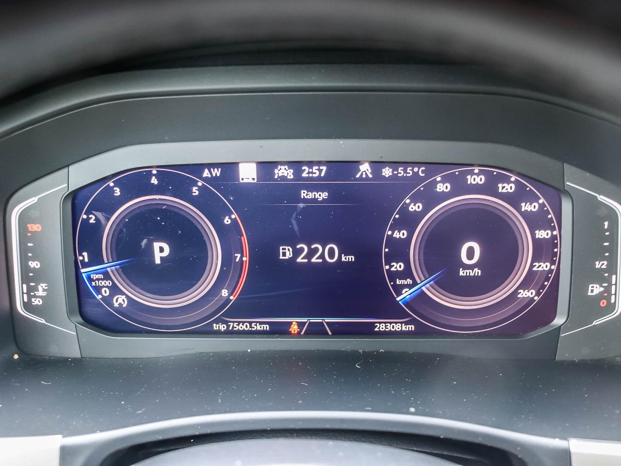 2023 Volkswagen Atlas Cross Sport Execline 3.6 FSI 4MOTION Photo