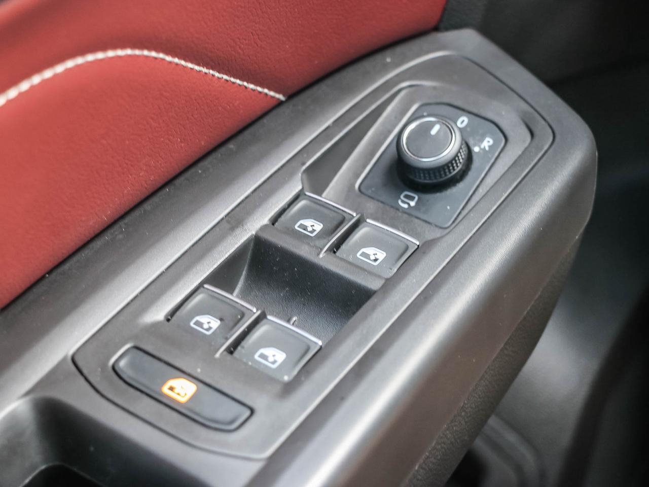 2023 Volkswagen Atlas Cross Sport Execline 3.6 FSI 4MOTION Photo