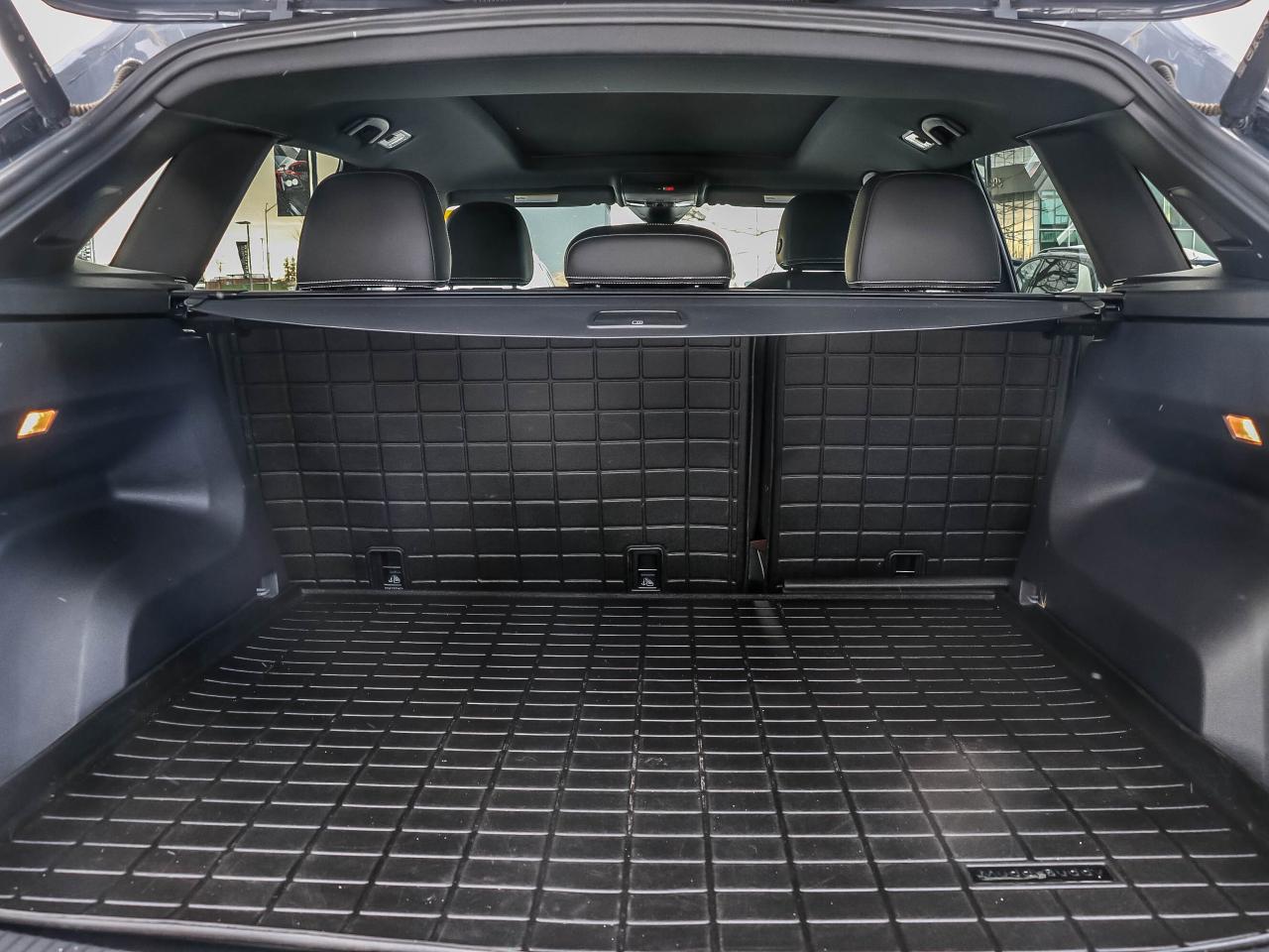 2023 Volkswagen Atlas Cross Sport Execline 3.6 FSI 4MOTION Photo