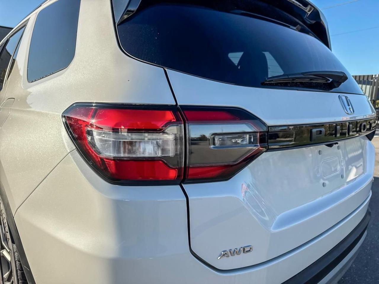 2025 Honda Pilot Touring Photo