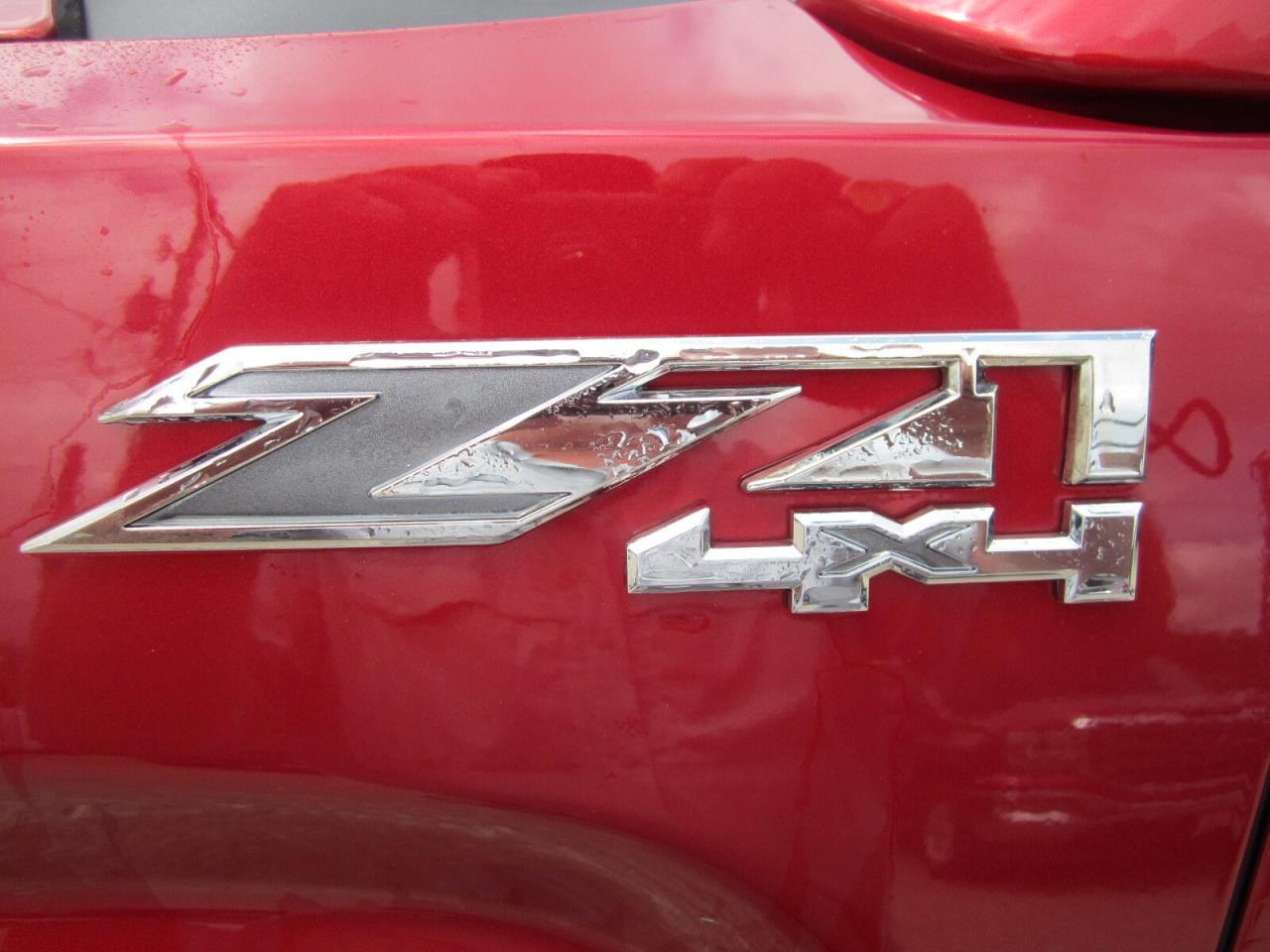 2018 GMC Sierra 1500 SLT Z71 ONE OWNER NO ACCIDENT DAMAGE Photo