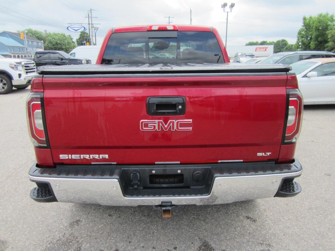 2018 GMC Sierra 1500 SLT Z71 ONE OWNER NO ACCIDENT DAMAGE Photo